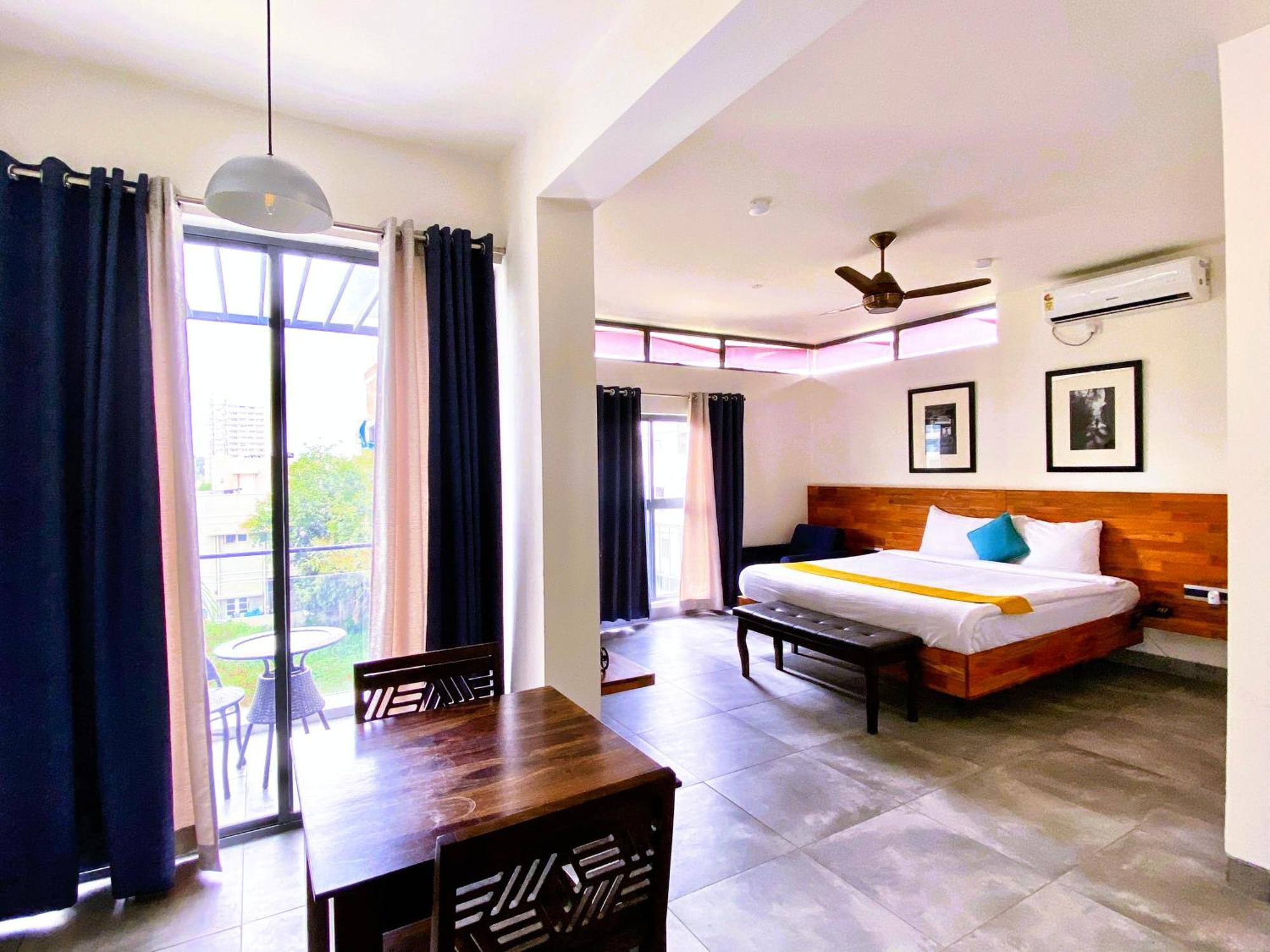 Aura Corporate Suites Bangalore Exterior photo